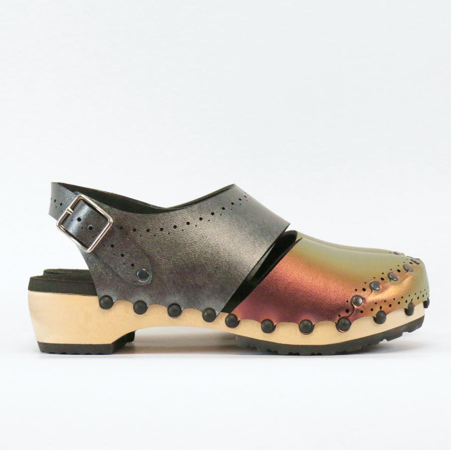 7.5 Wide Low Clog Slingback