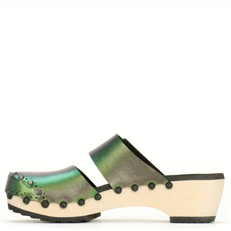 Mid Clog Closed Toe Mule in Emerald