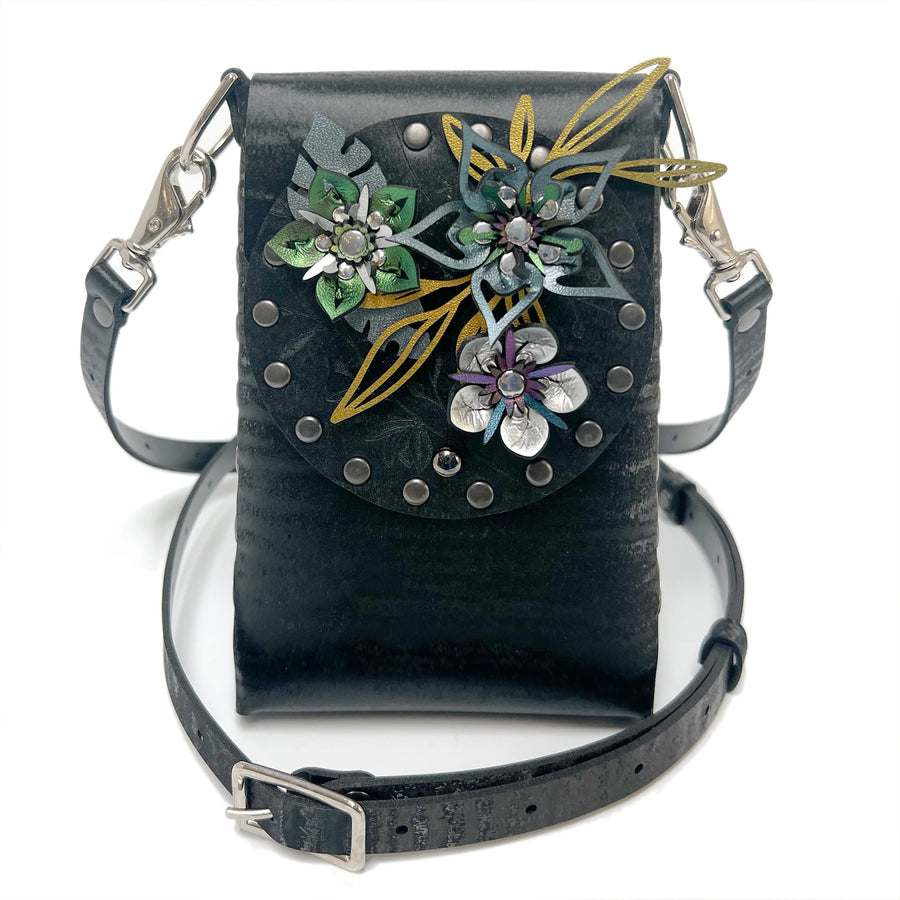 Black Chinchilla Flower Mobile Bag