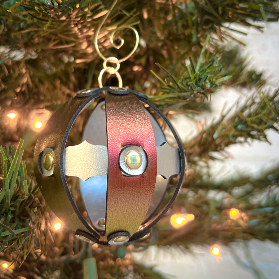 3D Holiday Ornaments