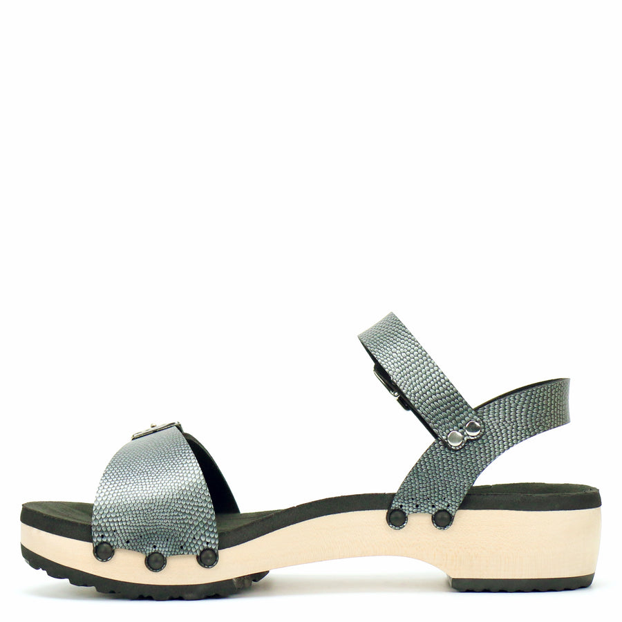 Low Clog Buckle Toe Ankle in Pewter - Mohop